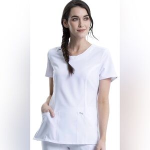 Infinity Cherokee Women’s Round Neck Nurse Scrub Top with 3 Pockets